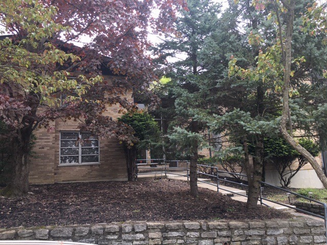 Front of Building - 3581 Amberacres Dr