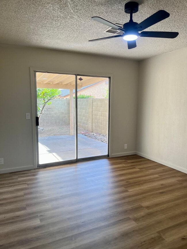 Building Photo - 4043 W Camino Del Rio