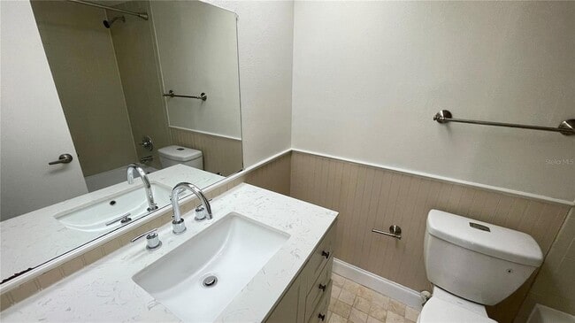 Building Photo - 892 Sunridge Dr