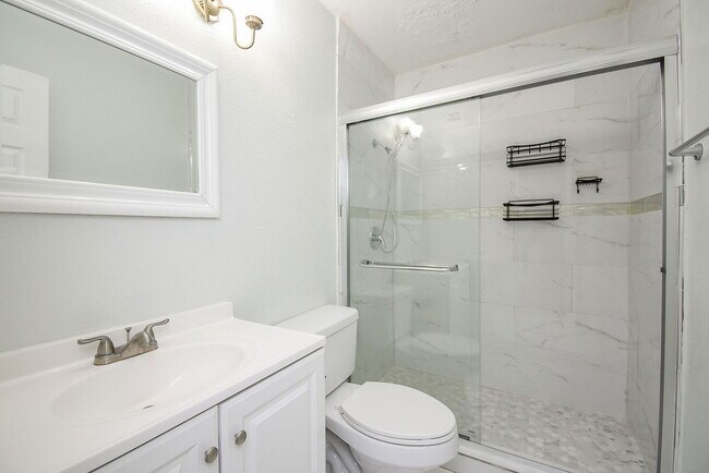 Building Photo - 5154 Markwood Ln
