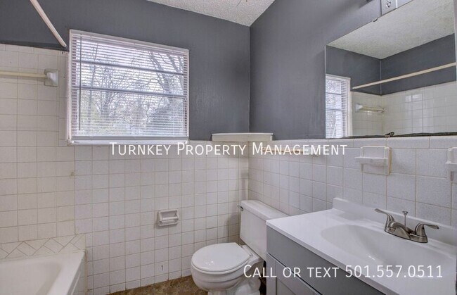 Building Photo - 7305 Kentucky Ave