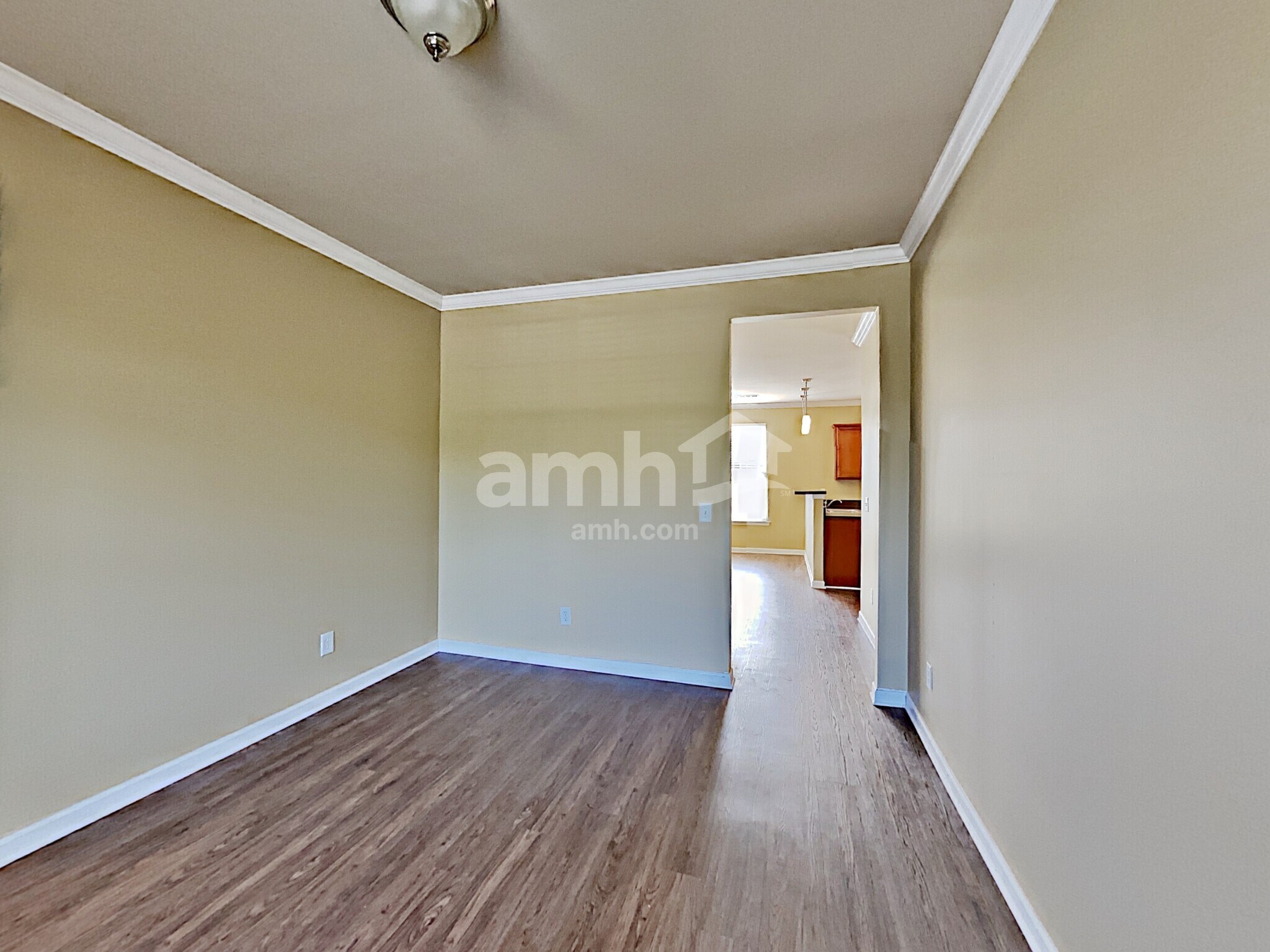 Building Photo - 1025 Addington Rd