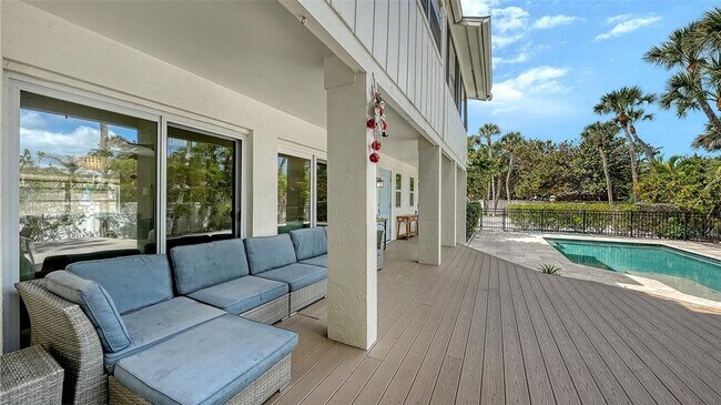 Building Photo - 3708 Sandspur Ln