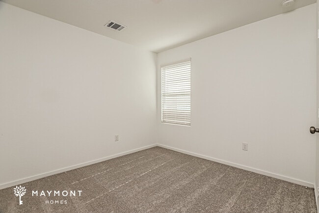 Building Photo - Inviting New 4-Bedroom in the Landon Ridge Community