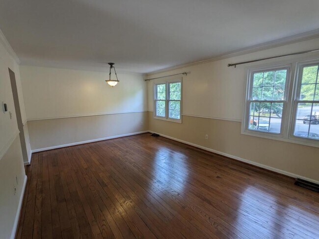Building Photo - 7479 Zanuck Ct