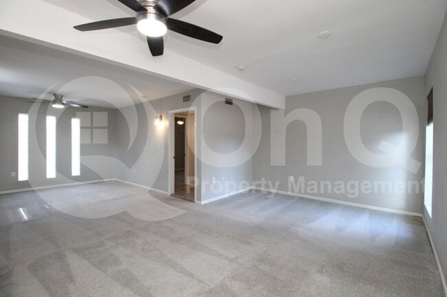 Building Photo - 6149 E Delcoa Ave