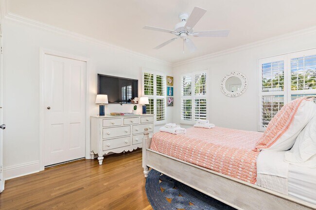 Building Photo - 210 Monceaux Rd