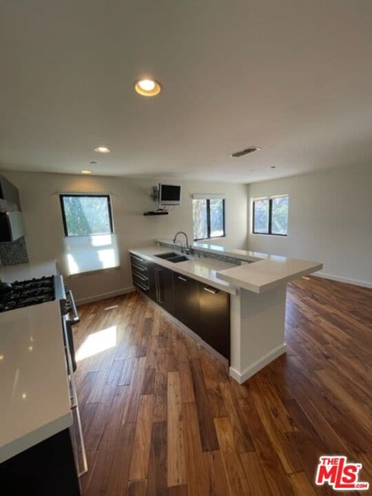 Building Photo - 6441 Bryn Mawr Dr