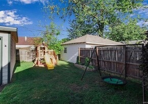 Building Photo - 78 Chamberlin Dr