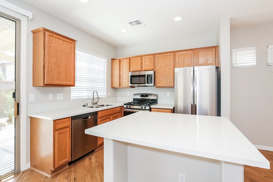 Building Photo - 8264 Apple Spice St