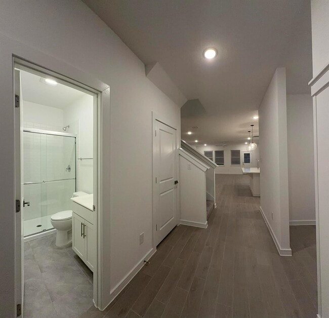 Building Photo - 4715 Bay Vista Dr