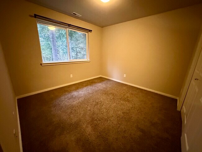 Building Photo - 2707 122nd Place SE