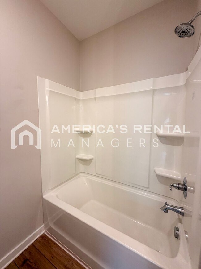 Building Photo - $400 OFF Move-in Special! Home for Rent in Eastaboga, AL! Sign a 13-month lease by 3/31/2026 and ...