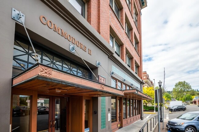 Building Photo - 312 Court St