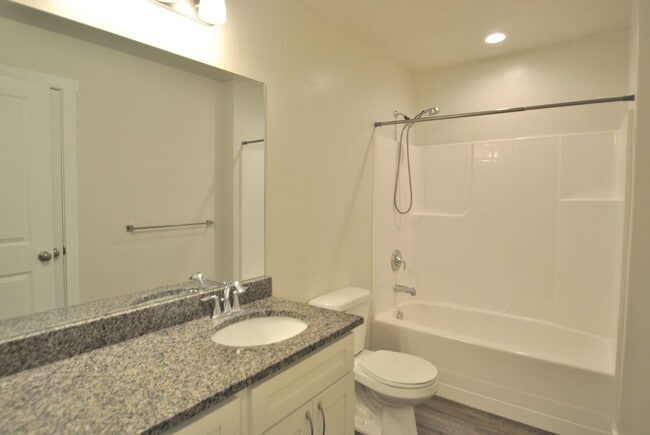 Building Photo - Conveniently Located North Logan Village Townhome | Near Utah State and Hospitals