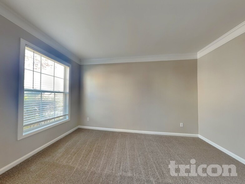 Building Photo - 3395 Wickum Rd