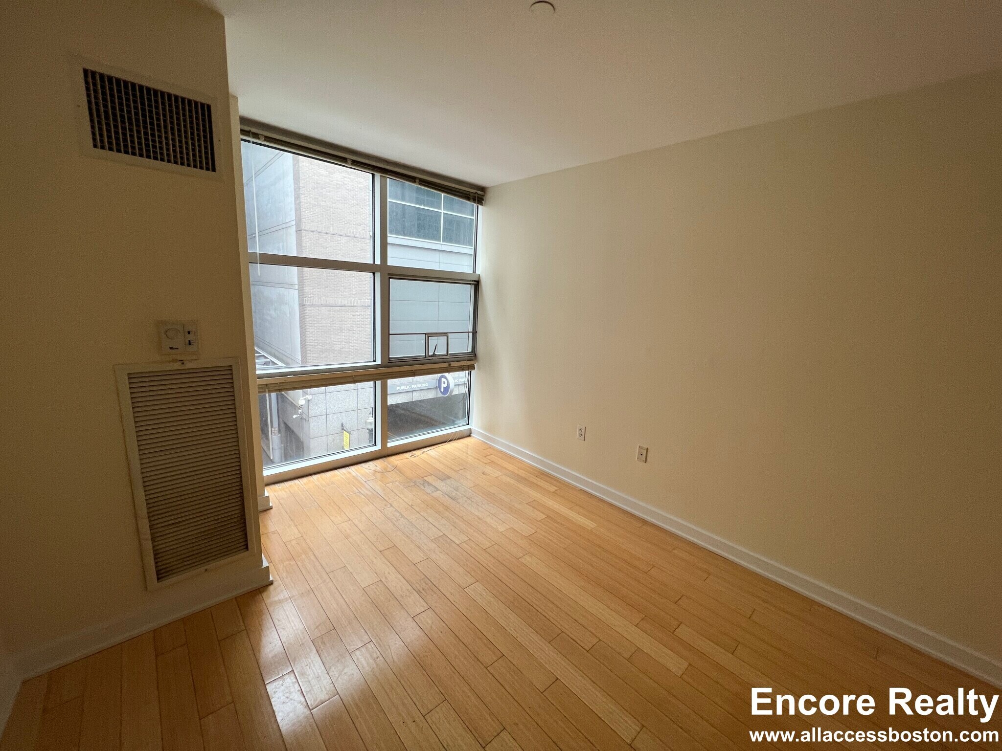 Building Photo - 40 Boylston St