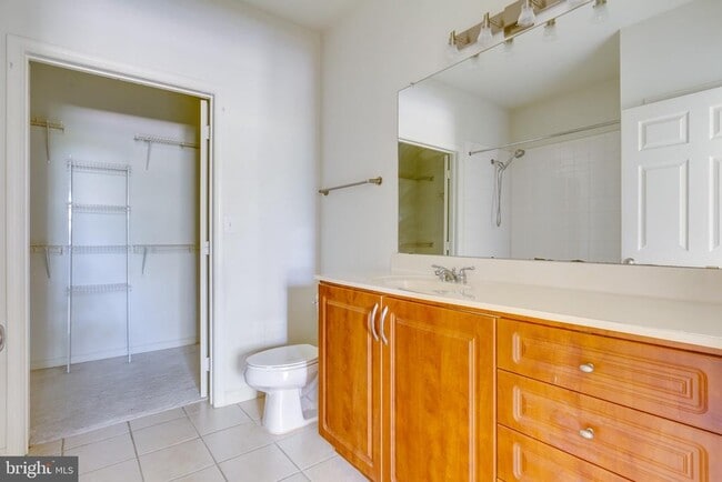 Building Photo - 12925 Centre Park Cir
