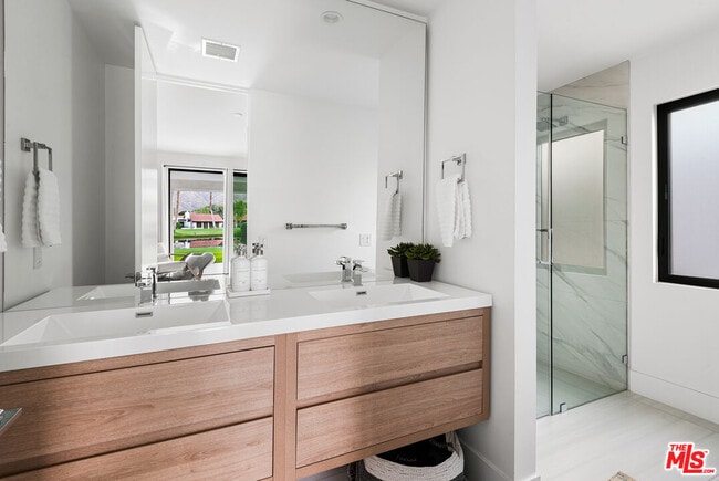 Building Photo - 49723 Ave Montero