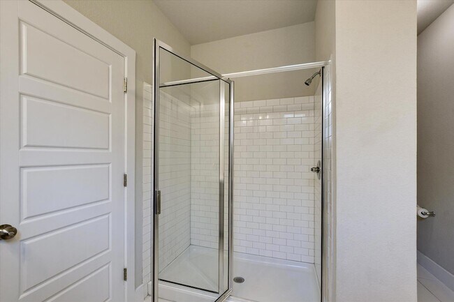 Building Photo - 5826 Aviano Rd