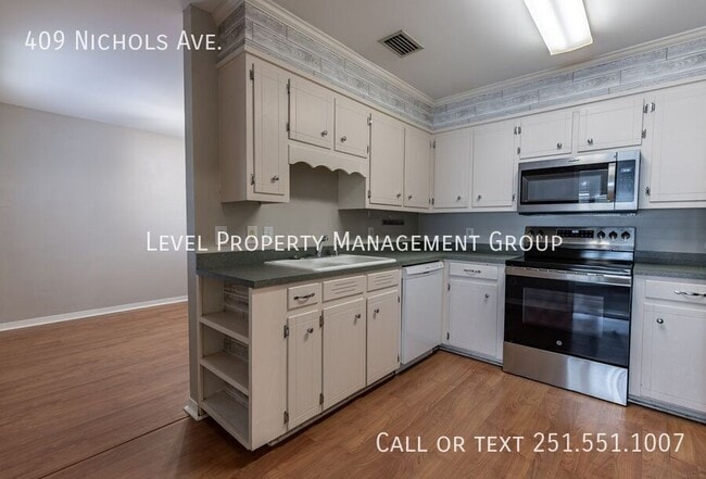 Building Photo - 409 Nichols Ave