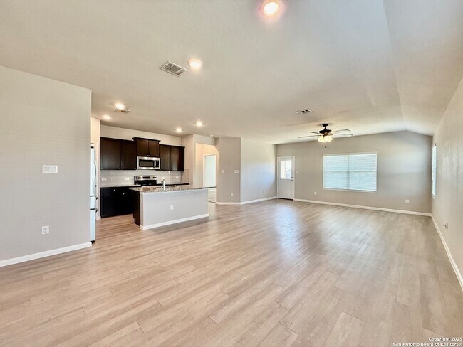 Building Photo - 8127 Glasgow Dr