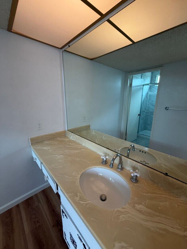 Building Photo - 2863 Sapphire Ave