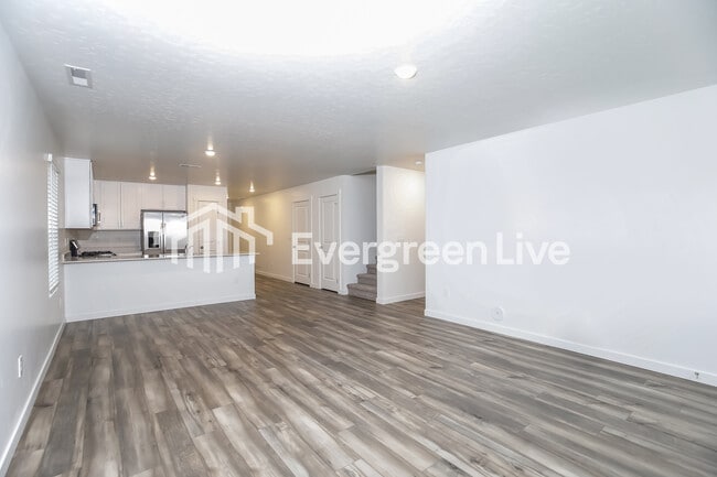 Building Photo - 2493 W Pollinator Dr