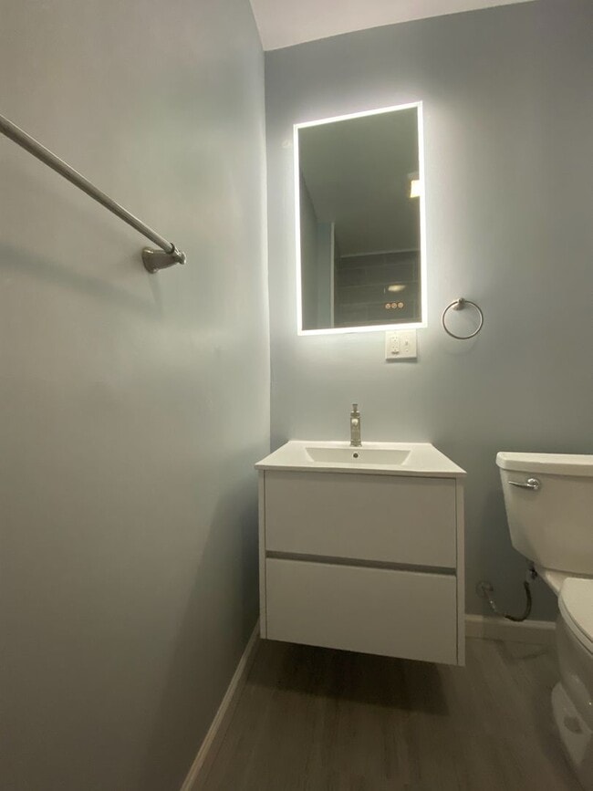 Building Photo - 31 Harding Pl