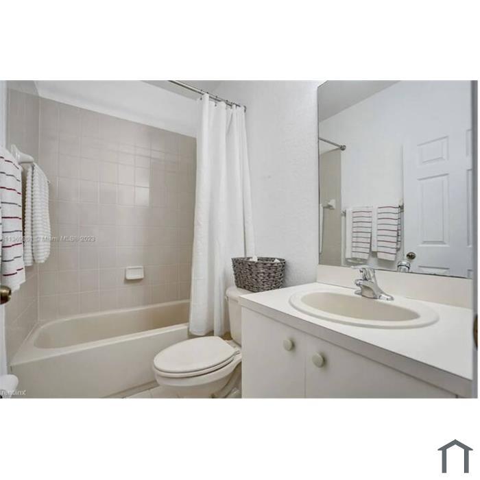 Building Photo - 1212 Santa Catalina Ln