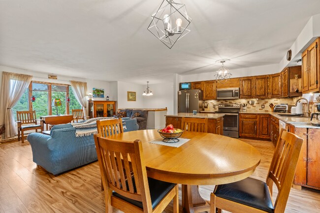 Building Photo - 4998 Rockefeller Rd