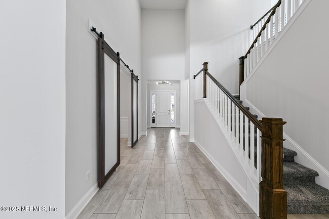 Building Photo - 264 Pine Haven Dr