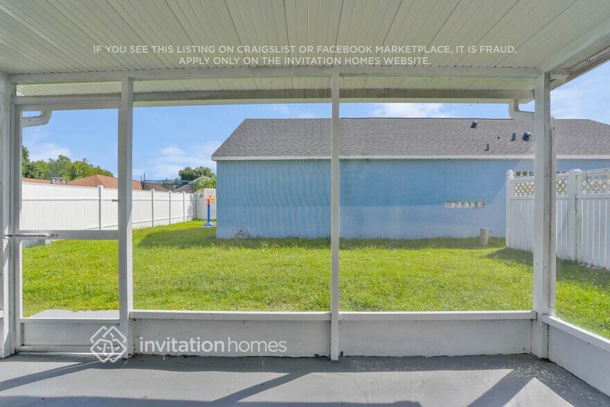 Building Photo - 2218 Santa Lucia St