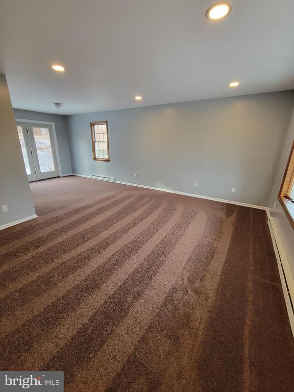 Building Photo - 320 Troutman Rd