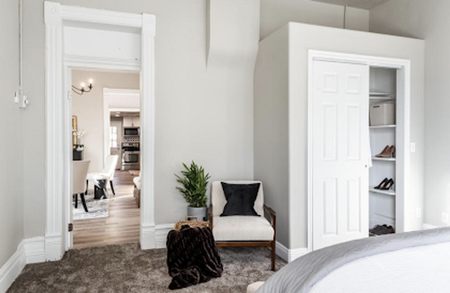 Building Photo - Large 2 Bed, 1 Bath + 2 Bonus Rooms – Two ...