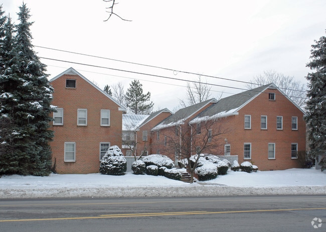 Building Photo - Eastview Townhomes