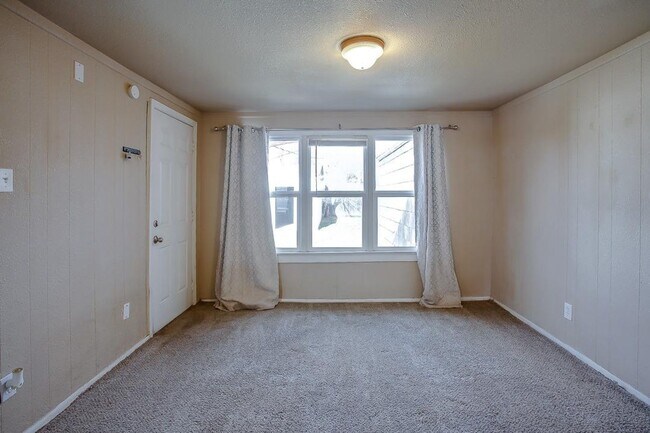 Building Photo - 3 Bedroom 1 bath in the Heart of Lubbock!
