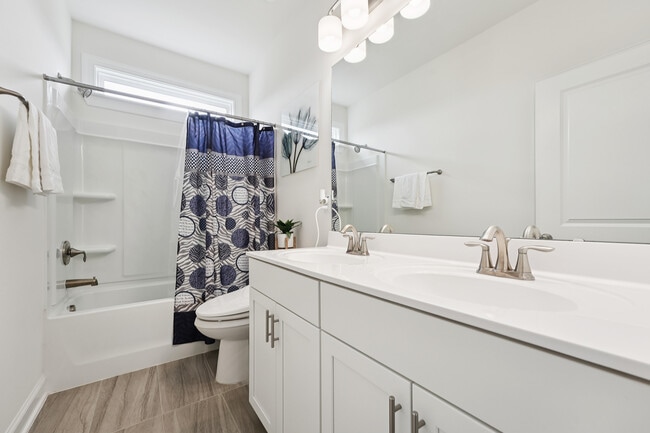 Building Photo - 200 Cloud Berry Ln