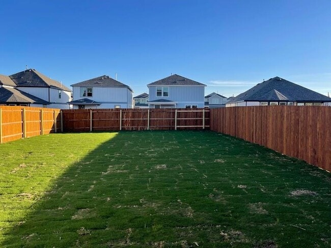 Building Photo - 640 Pickrell Lp