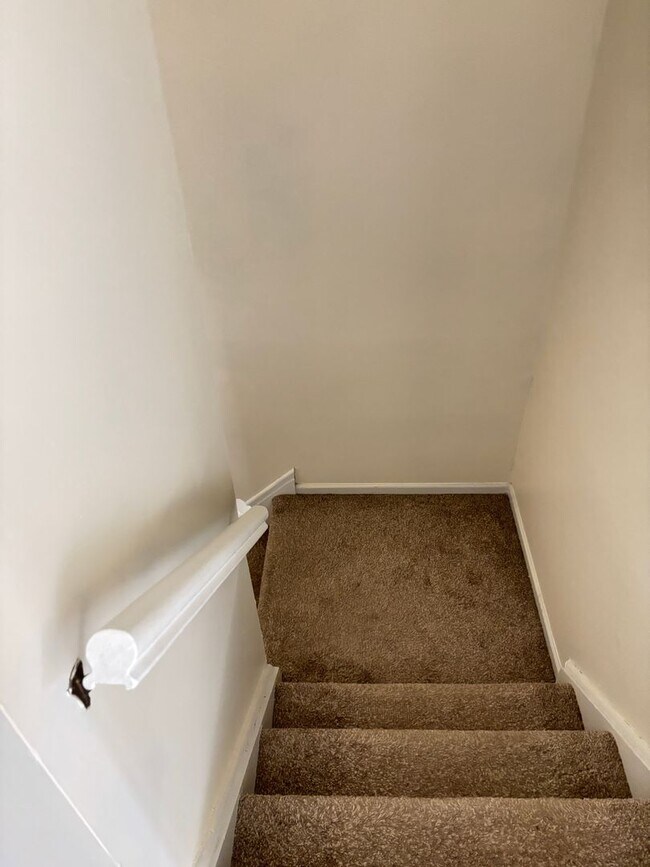 Building Photo - 3 bedroom Home for rent - Allentown