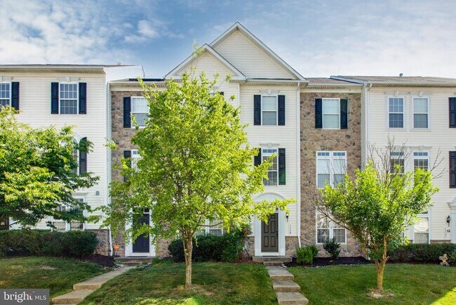 Building Photo - 1739 Theale Way