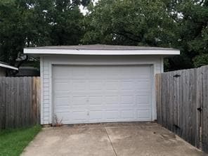 Building Photo - 3001 Newport Ave