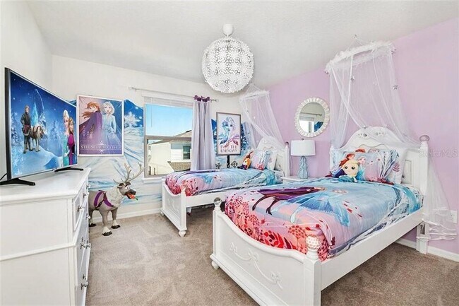 Building Photo - 2482 Dubai St