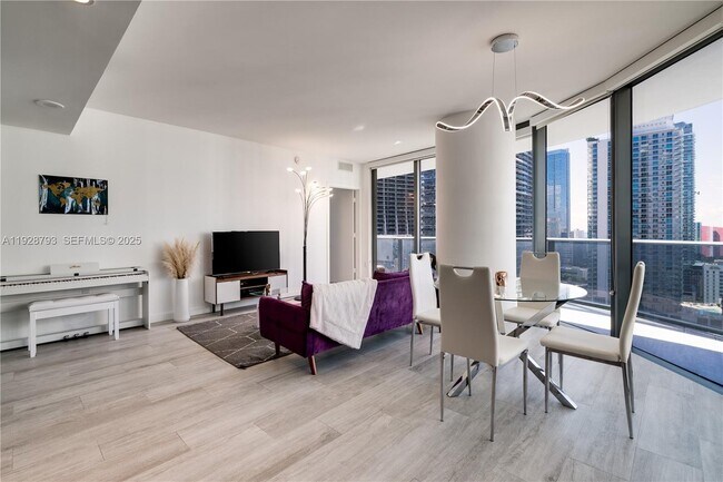 Building Photo - 45 SW 9th St