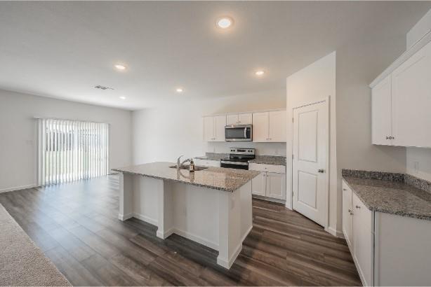 Building Photo - 8 Winship Dr