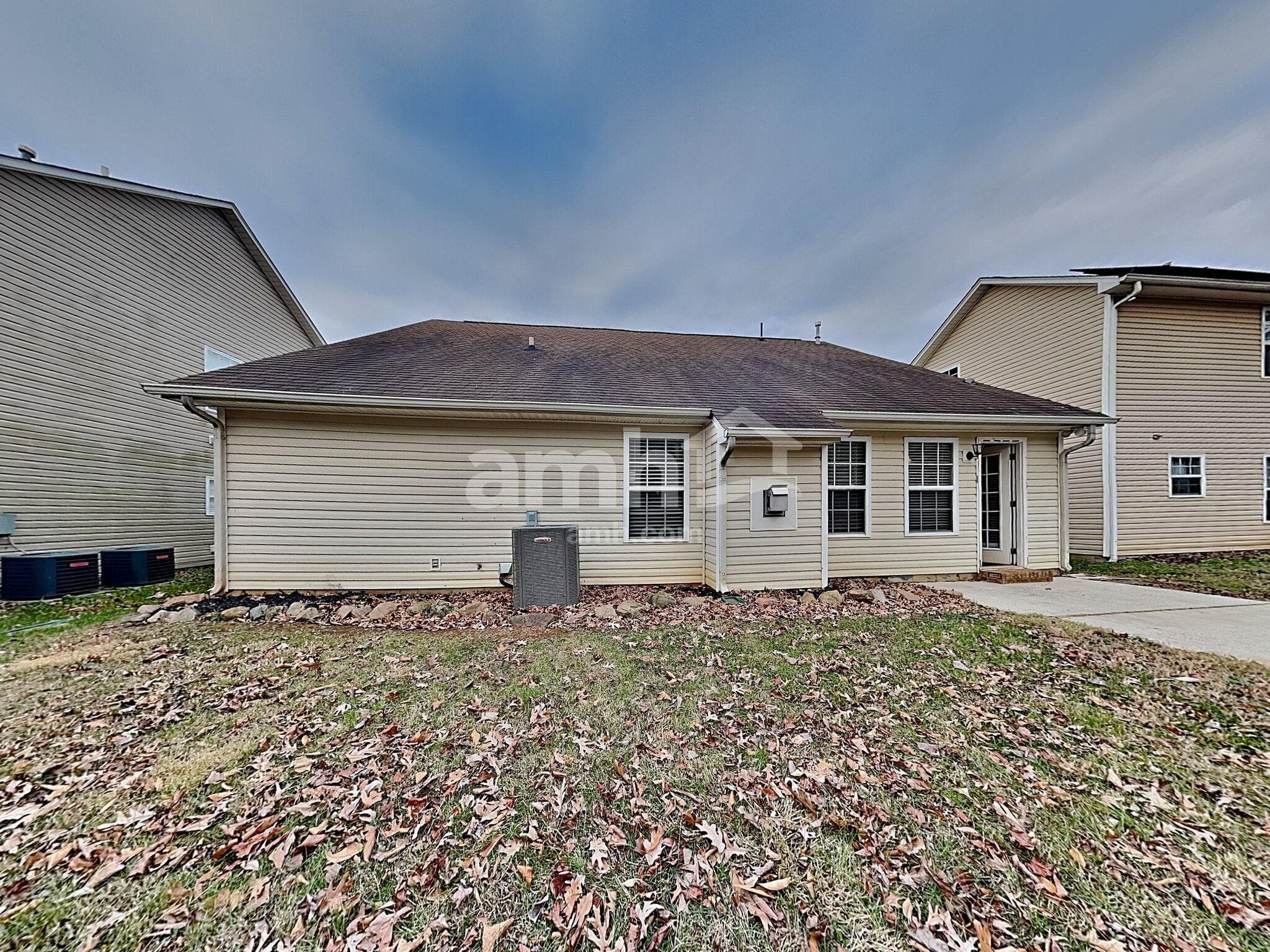 Building Photo - 6902 Brachnell View Dr