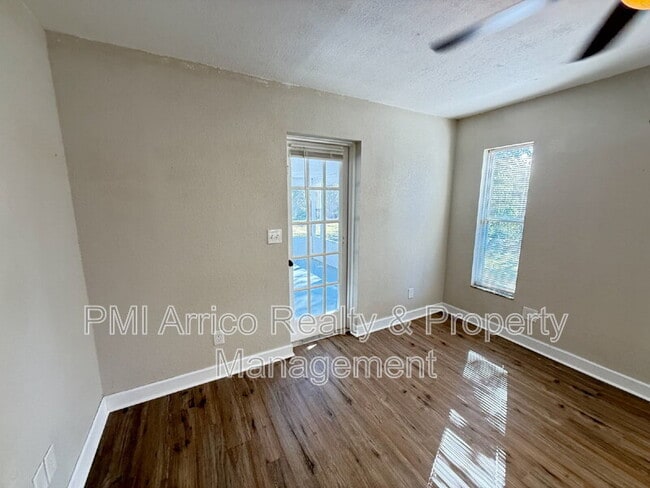 Building Photo - 13670 Highland Rd