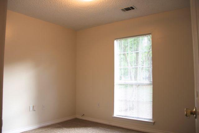 Building Photo - 154 Windsong Pl