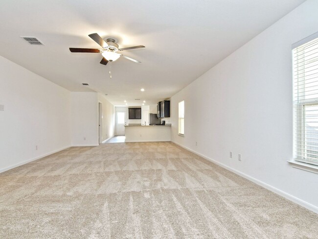 Building Photo - Morningside Trails - 3 BR / 2 BA - NEW BRA...