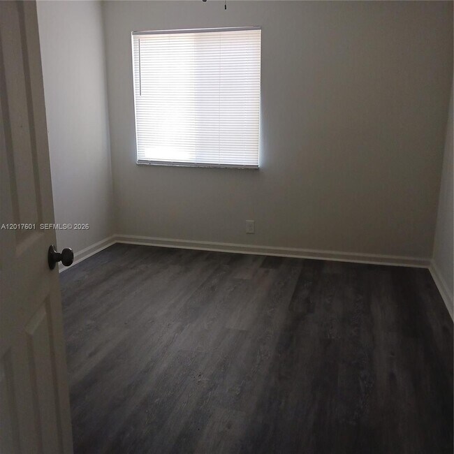 Building Photo - 2107 NW 59th Terrace